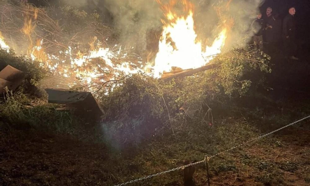Νέα Χιλή Αλεξανδρούπολης: Για άλλη μια χρονιά έκαψαν τον Ιούδα την Μεγάλη Παρασκευή